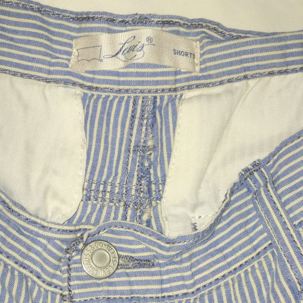 LEVI shorts